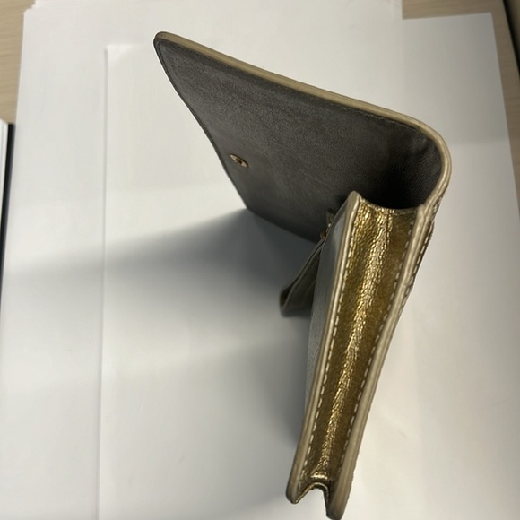 Coach Large Gold Patent Leather Clutch Wristlet Wallet Purse - Picture 12 of 13